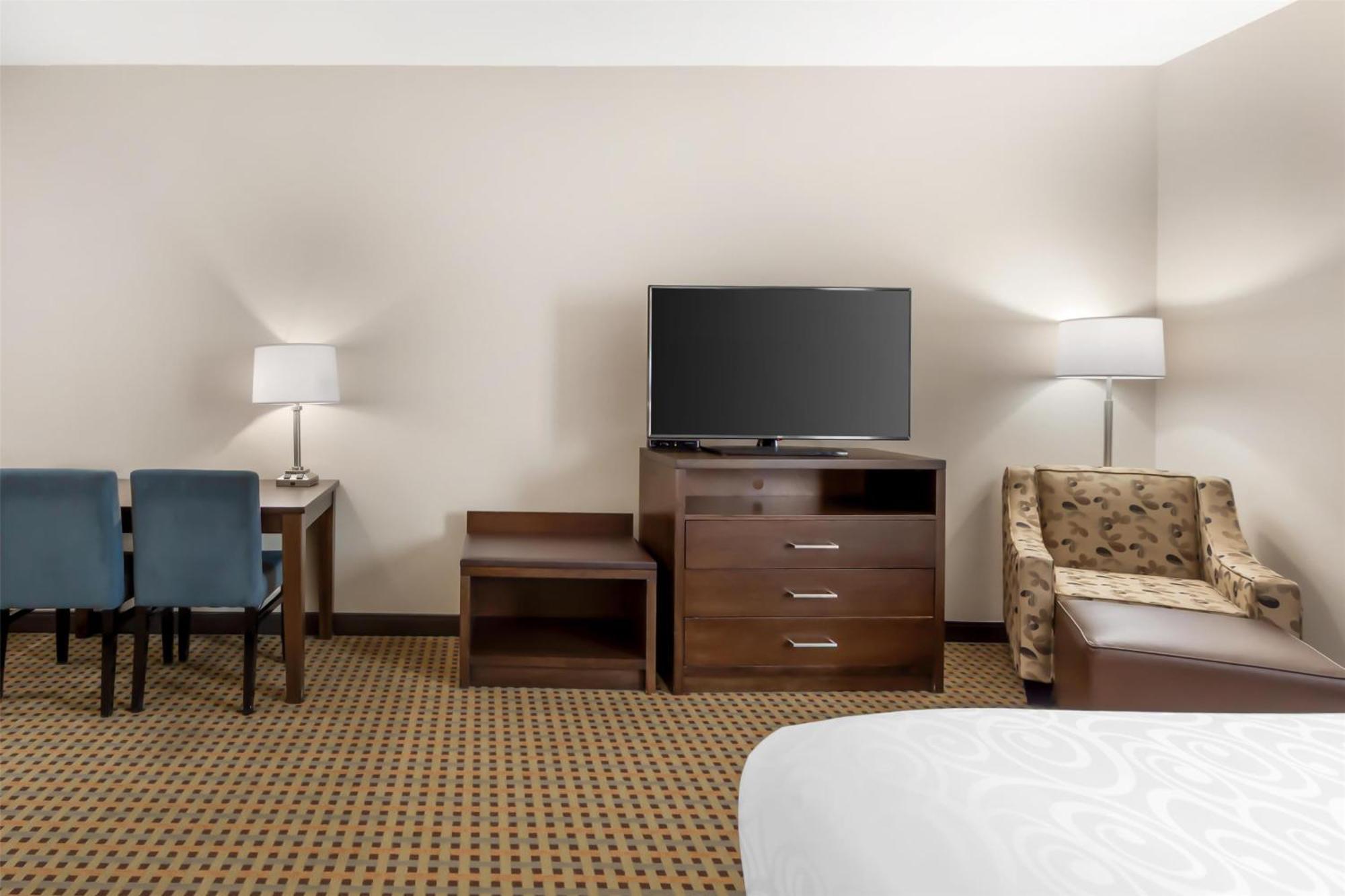 Best Western Plus Hinton Inn & Suites Kültér fotó