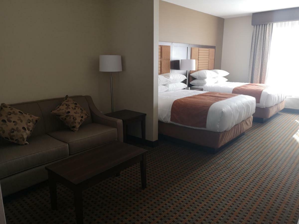 Best Western Plus Hinton Inn & Suites Kültér fotó